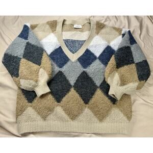 Fable England Argyle V Neck Sweater Small